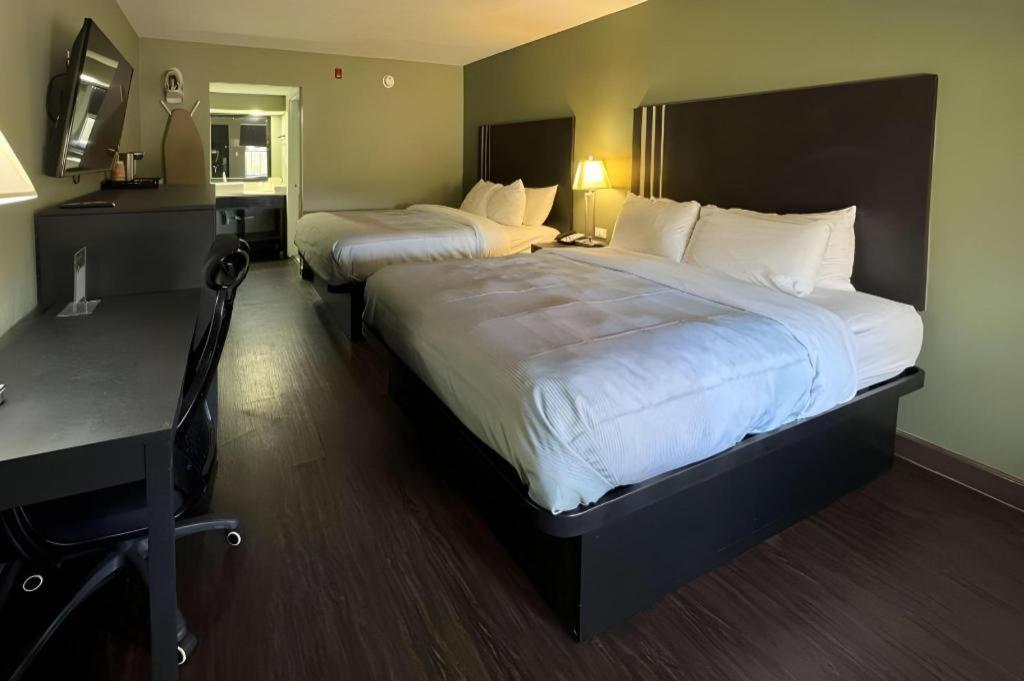 Quality Inn & Suites Near Панама-Сити Экстерьер фото