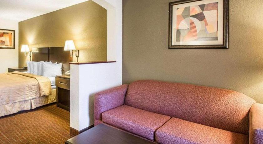 Quality Inn & Suites Near Панама-Сити Экстерьер фото